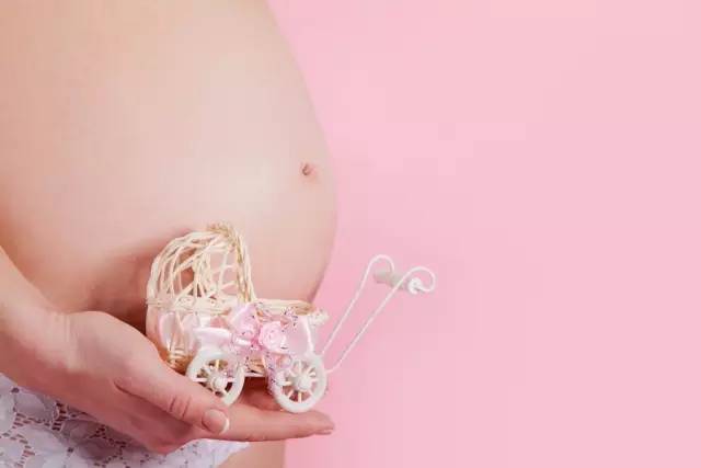 香港验血联系方式微信,生殖助孕｜高龄备孕能不能成功，它是关键！