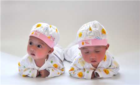 香港微信预约验血,讲述我生双胞胎的备孕经历