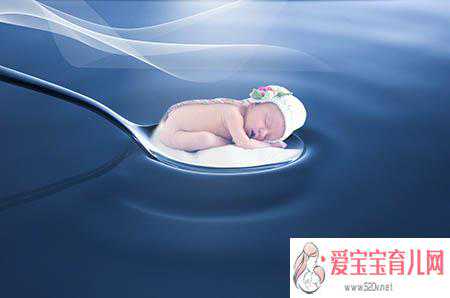 香港验血找什么医生,43岁高龄产妇贾静雯顺利产下三胎，盘点高龄产妇备孕那些
